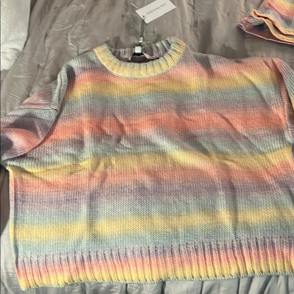 Poppy/ombré sweater